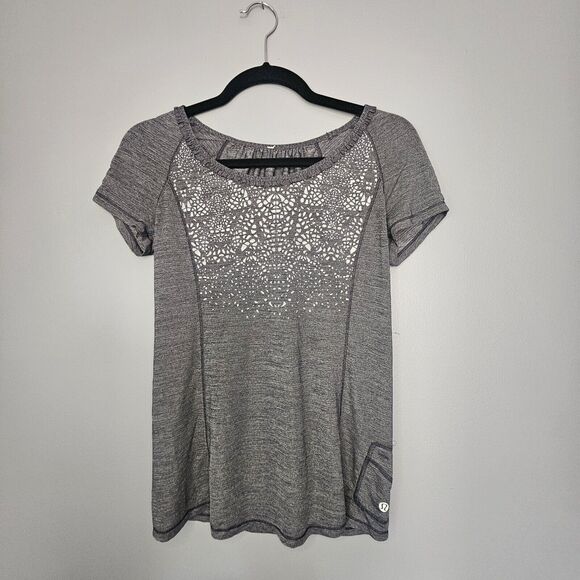 Lululemon Run: Wild Short Sleeve Shirt Tech Gray Women's Size 4 Reflective Strip - Picture 2 of 9
